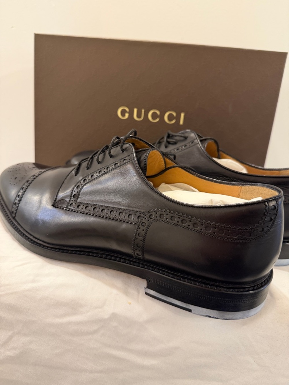 Gucci Black Leather Cap-Toe Brogues - Picture 6 of 9